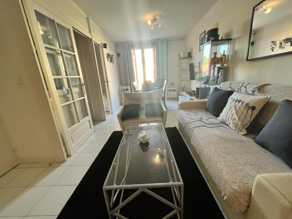 Appartement Coeur De St Tropez 쎙뜨호뻬 외부 사진
